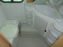 Fahrzeugbild Adria Unica B 502 DU Nr. 37 - 2 Sitzgruppen #8