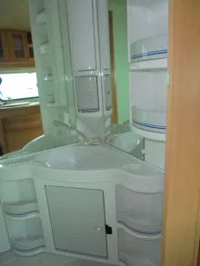 Fahrzeugbild Adria Unica B 502 DU Nr. 37 - 2 Sitzgruppen #25