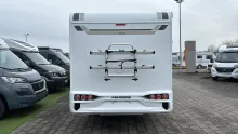 Frontal Hinten Weinsberg CaraCore 700 MEG 5 Personen 180PS Autom. 4 to.