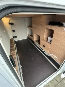 Heckgarage Weinsberg CaraCore 700 MEG 5 Personen 180PS Autom. 4 to.