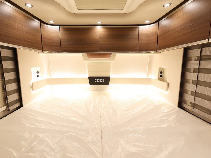 Fahrzeugbild Concorde CHARISMA 860 LI #27