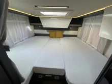 Fahrzeugbild Laika Kosmo L 319 - Einzelbetten mit Hubbett #17