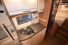 Fahrzeugbild Carthago c-compactline I 143 LE Superlightweight Hauspreis #8