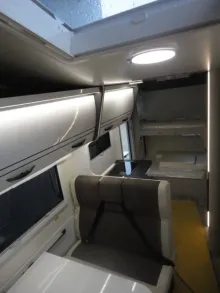 Fahrzeugbild Forster A 699 VB Peu/alle Pakete/Wi-Pa./ 7Pers. #42