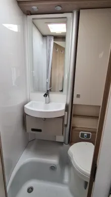 Fahrzeugbild Bürstner Lineo T 620 G #13