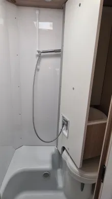 Fahrzeugbild Bürstner Lineo T 620 G #15