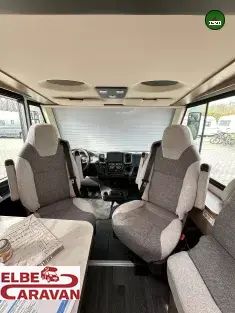 Bild 22 Knaus Van i 650 MEG Rahmenfenster