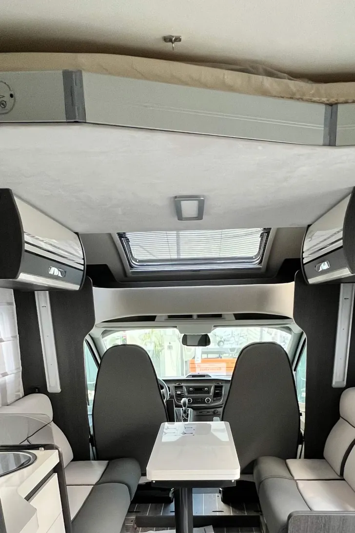 Fahrzeugbild Roller Team Kronos 287 TL - RUNE #9