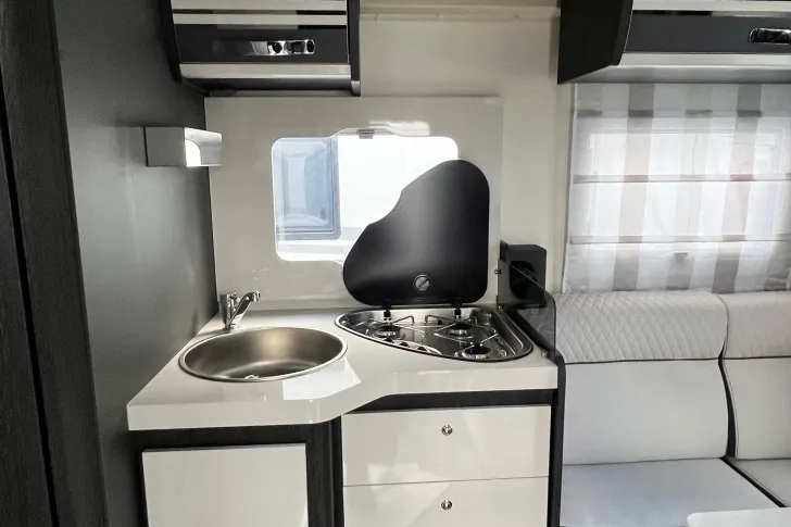 Fahrzeugbild Roller Team Kronos 287 TL - RUNE #10