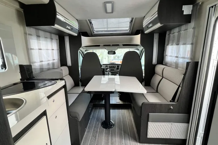 Fahrzeugbild Roller Team Kronos 287 TL - RUNE #17