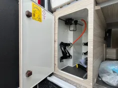 Bild 9 Glücksmobil VAN V 60 SP