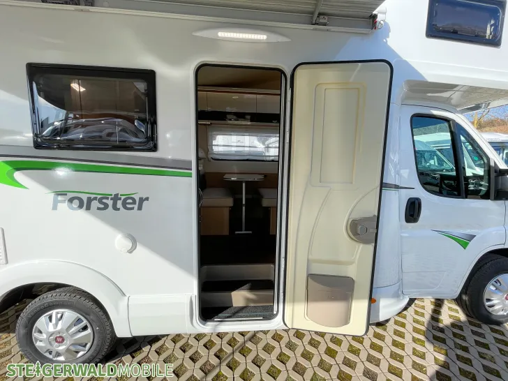 Fahrzeugbild Forster A 699 HB Livin' Up #10