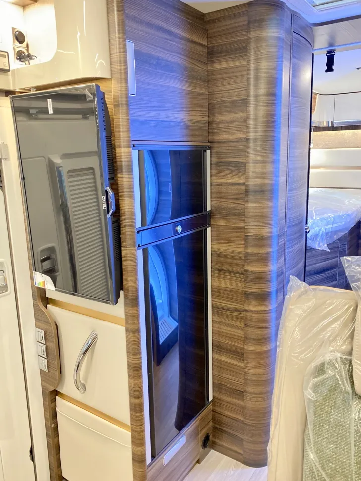 Fahrzeugbild Laika Ecovip H 4109 Messemarathon 14.07-30.08 #11