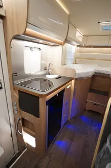 Fahrzeugbild Laika Ecovip L 2009 100 CARAVANS MÜSSEN RAUS! #10