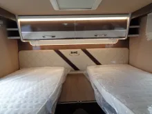 Fahrzeugbild McLouis Mc 4 870 #17