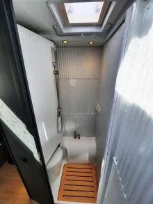 Fahrzeugbild Laika Kosmo H 1319 Sparen Sie 21.980,- € #12