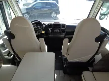 Fahrzeugbild McLouis Nevis 881 Vollintegriert Kat. 4 #10