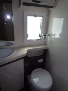 Fahrzeugbild McLouis Nevis 870 #19