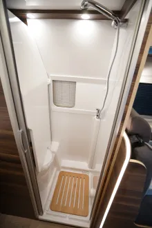 Fahrzeugbild Laika Ecovip Campervan 600 Autom./RFK/Navi/Markise #14