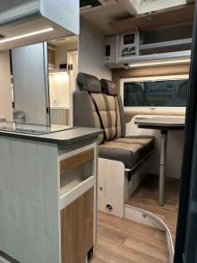 Fahrzeugbild Megamobil MEGA SPORT 640 Opel 165 PS #8