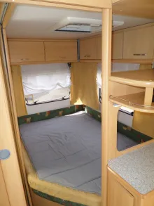 Fahrzeugbild Dethleffs New Line 450 DB Nr. 27 - franz. Bett, RSG #13