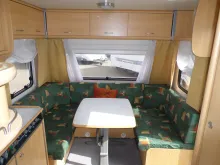 Fahrzeugbild Dethleffs New Line 450 DB Nr. 27 - franz. Bett, RSG #19