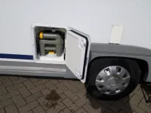 Fahrzeugbild Dethleffs New Line 450 DB Nr. 27 - franz. Bett, RSG #22
