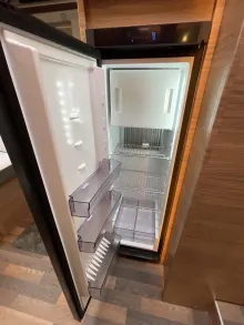 Fahrzeugbild Weinsberg CaraSuite 700 ME - Einzelbetten & Hubbett #12