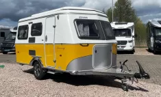 Bild 2 Hymer Eriba Touring 430 Verfüg./Nugget Gold Edition