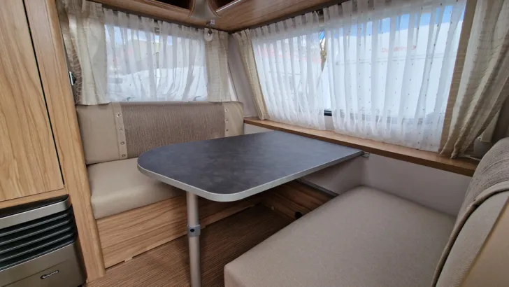 Fahrzeugbild Hymer Eriba Nova Light 425 #16