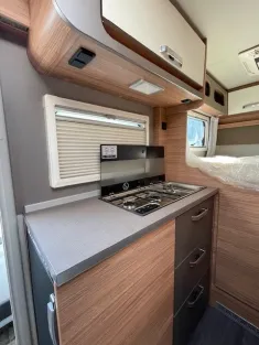 Bild 5 Weinsberg X-CURSION VAN 500 MQ EDITION [PEPPER] Mietwagen Verfügbar Nov 25