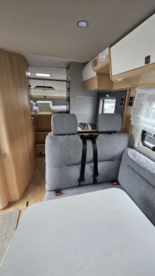 Fahrzeugbild Hymer B-Klasse MC T 600 WhiteLine Sie sparen 24.000,-€ Hubbett #5