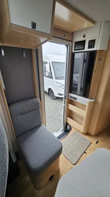 Fahrzeugbild Hymer B-Klasse MC T 600 WhiteLine Sie sparen 24.000,-€ Hubbett #7