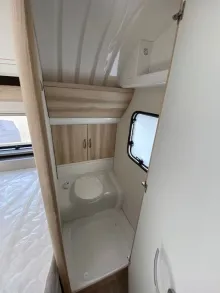 Fahrzeugbild Hobby De Luxe 560 KMFe #10