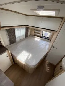 Fahrzeugbild Hobby De Luxe 560 KMFe #11