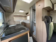 Fahrzeugbild Laika Ecovip L 2009 - mit Hubbett #10