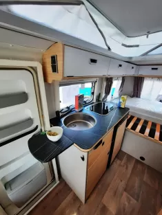 Bild 13 Hymer Eriba Touring 430 Verfüg./Nugget Gold Edition