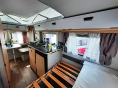 Bild 8 Hymer Eriba Touring 430 Verfüg./Nugget Gold Edition