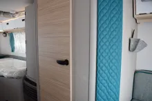 Fahrzeugbild Hymer Eriba Touring 542 Harbour Blue, Längsbetten #16