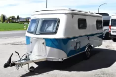 Bild 29 Hymer Eriba Touring 542 Harbour Blue, Längsbetten