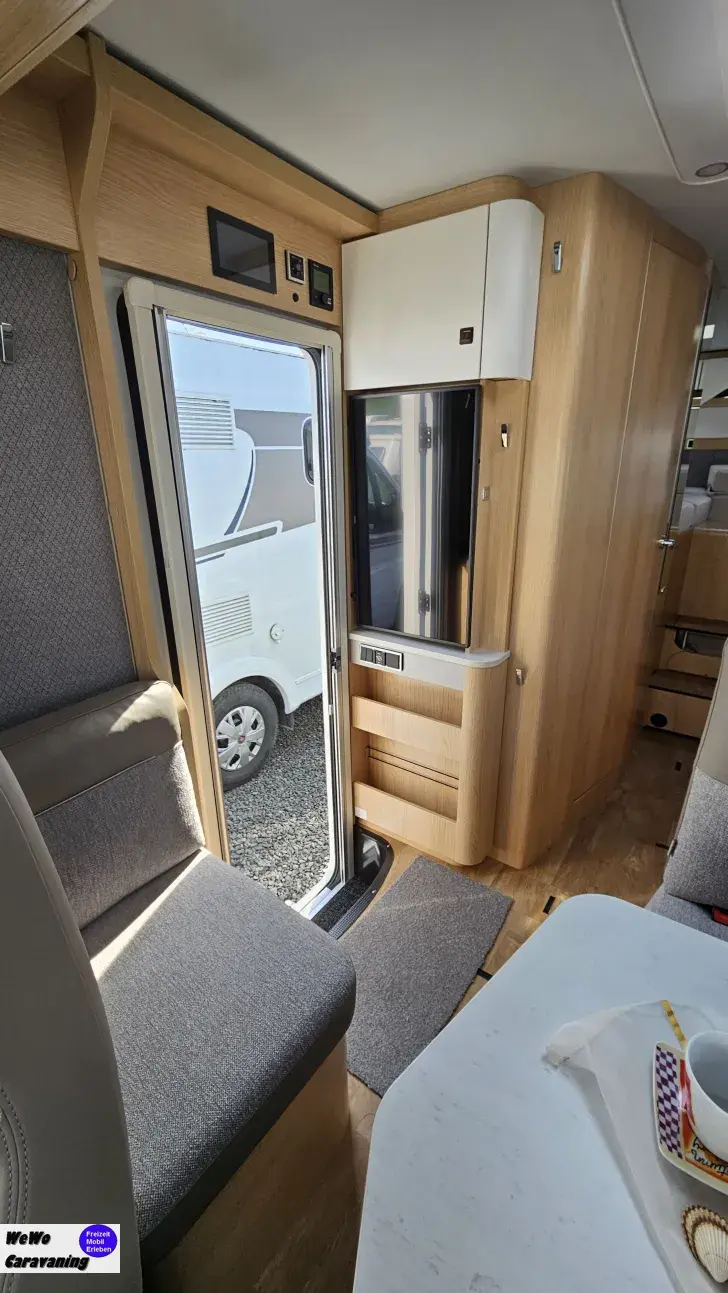 Fahrzeugbild Hymer B-Klasse MC I 600 WhiteLine 200 Ah Lifepo4 DuoCS #4