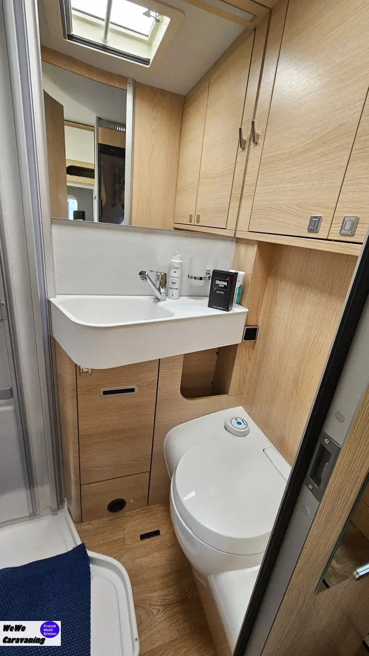 Fahrzeugbild Hymer B-Klasse MC I 600 WhiteLine 200 Ah Lifepo4 DuoCS #11