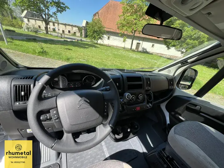 Fahrzeugbild Carado T 338 pro+ -3-24 Hubbett #11