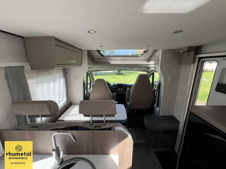 Fahrzeugbild Carado T 338 pro+ -3-24 Hubbett #16