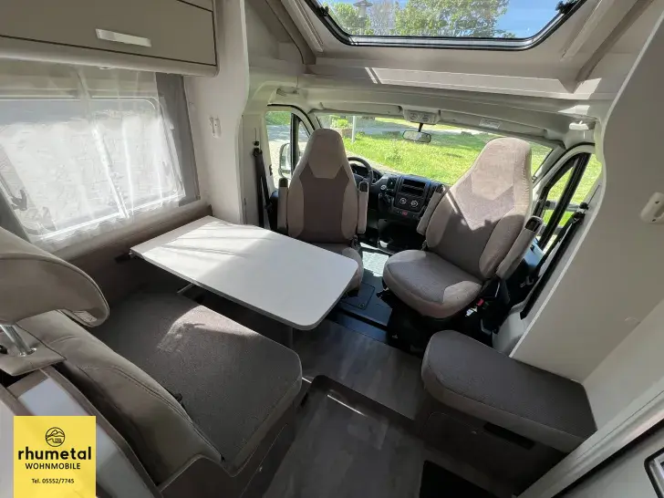 Fahrzeugbild Carado T 338 pro+ -3-24 Hubbett #17