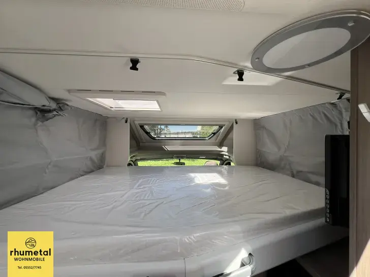 Fahrzeugbild Carado T 338 pro+ -3-24 Hubbett #26