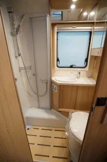 Fahrzeugbild LMC Cruiser T 662 G 100 CARAVANS MÜSSEN RAUS! #8