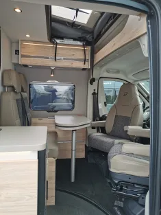 Bild 8 Dethleffs Globetrail 540 DR Advantage Dieselheizung+Aufstelldach