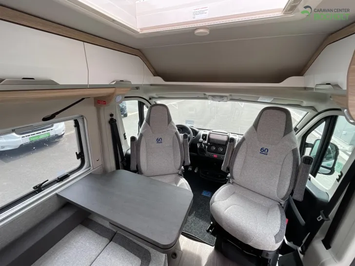 Fahrzeugbild Knaus BoxLife Pro 600 Street Peugeot - 60 YEARS Navigation #9