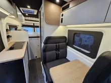 Fahrzeugbild Mooveo VAN F60DB 170 PS, Trail-Version #8